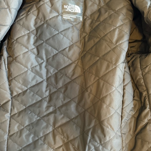 The North Face Women's Ancha Parka - Picture 5 of 12